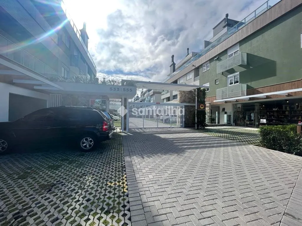 Вид на воду та 3 спальні: квартира 192 м² — photo 37