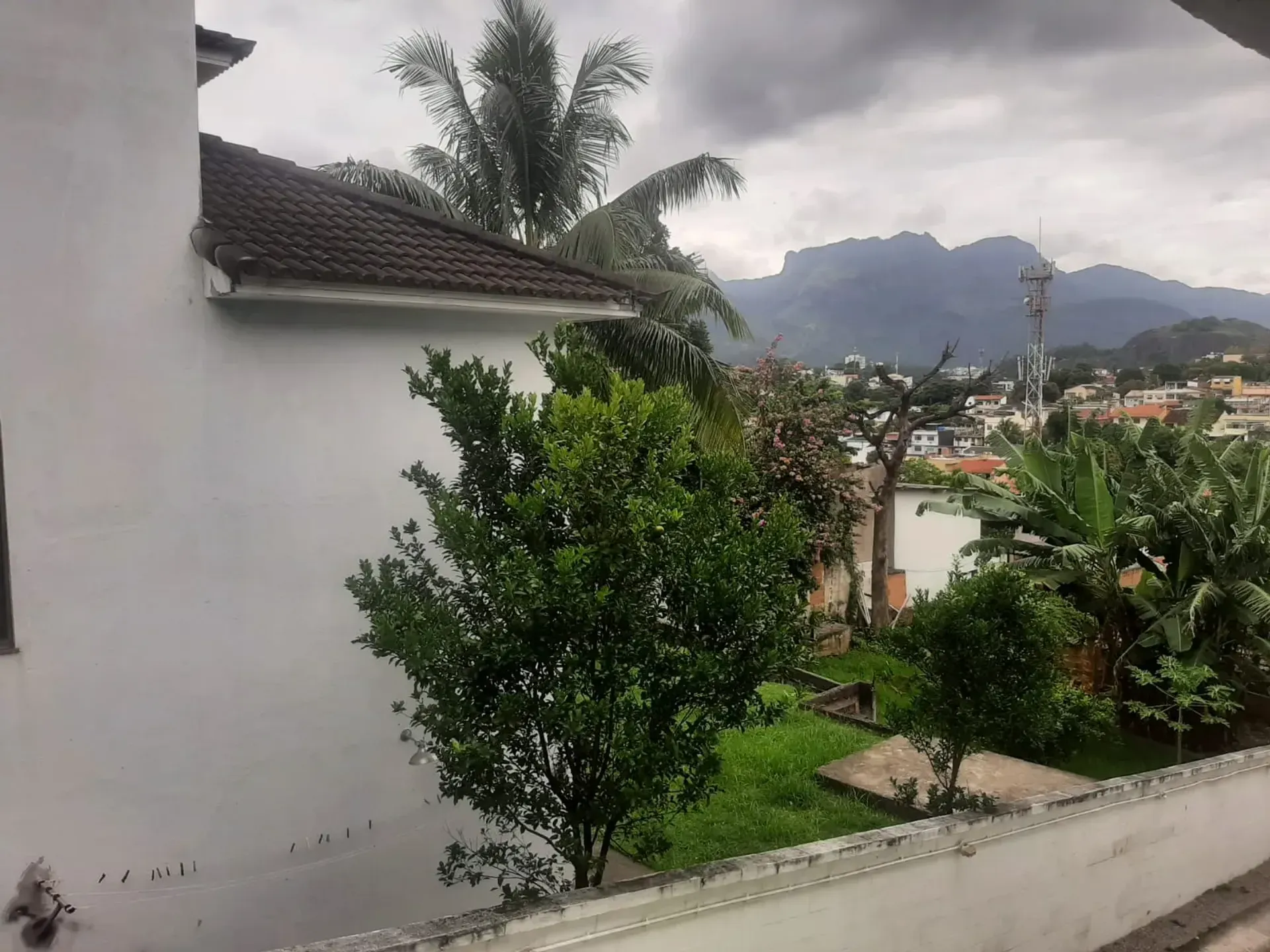 Condominium house with 2 bedrooms and mountain views — photo 11