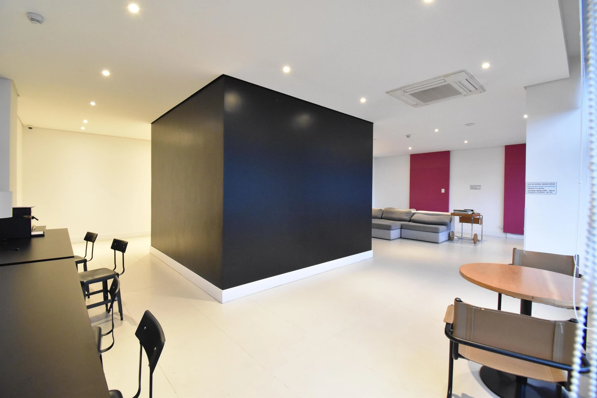 Меблированная студия 35 м² — photo 36