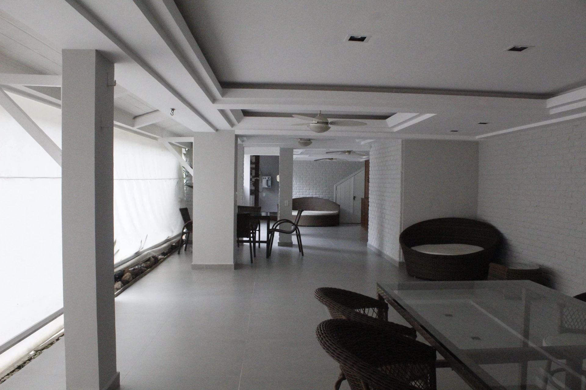 House with 5 bedrooms and 5 parking spaces — photo 25