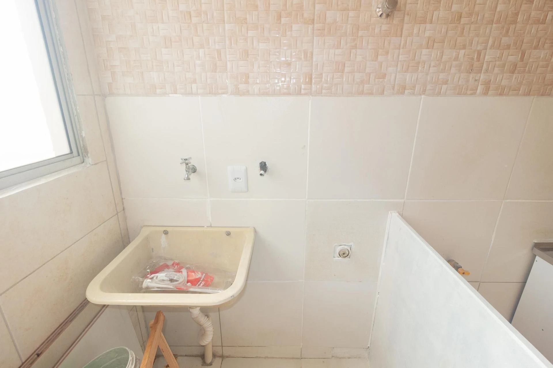 Unfurnished apartment with 2 bedrooms and open-air pool — photo 43
