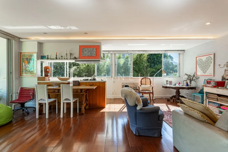 Apartamento mobiliado com 3 quartos e 5 banheiros — photo 15
