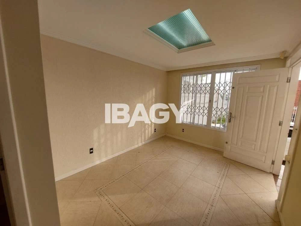 Casa con 2 suites, 4 baños y 2 plazas de garaje — photo 4