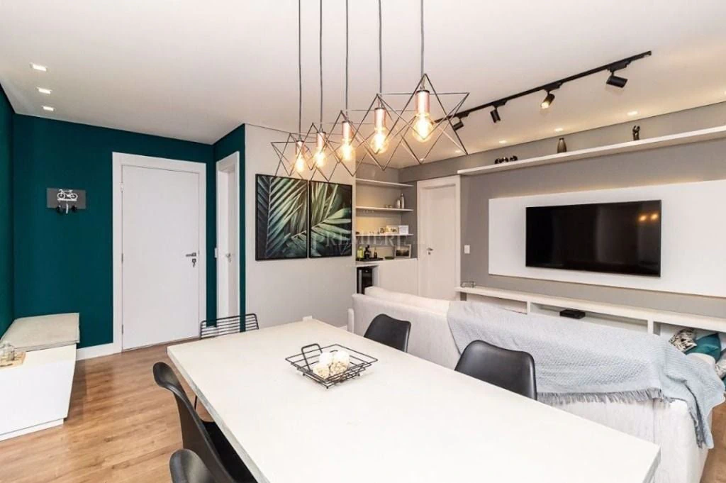 Furnished 155 m² apartment with 3 bedrooms and 3 baths