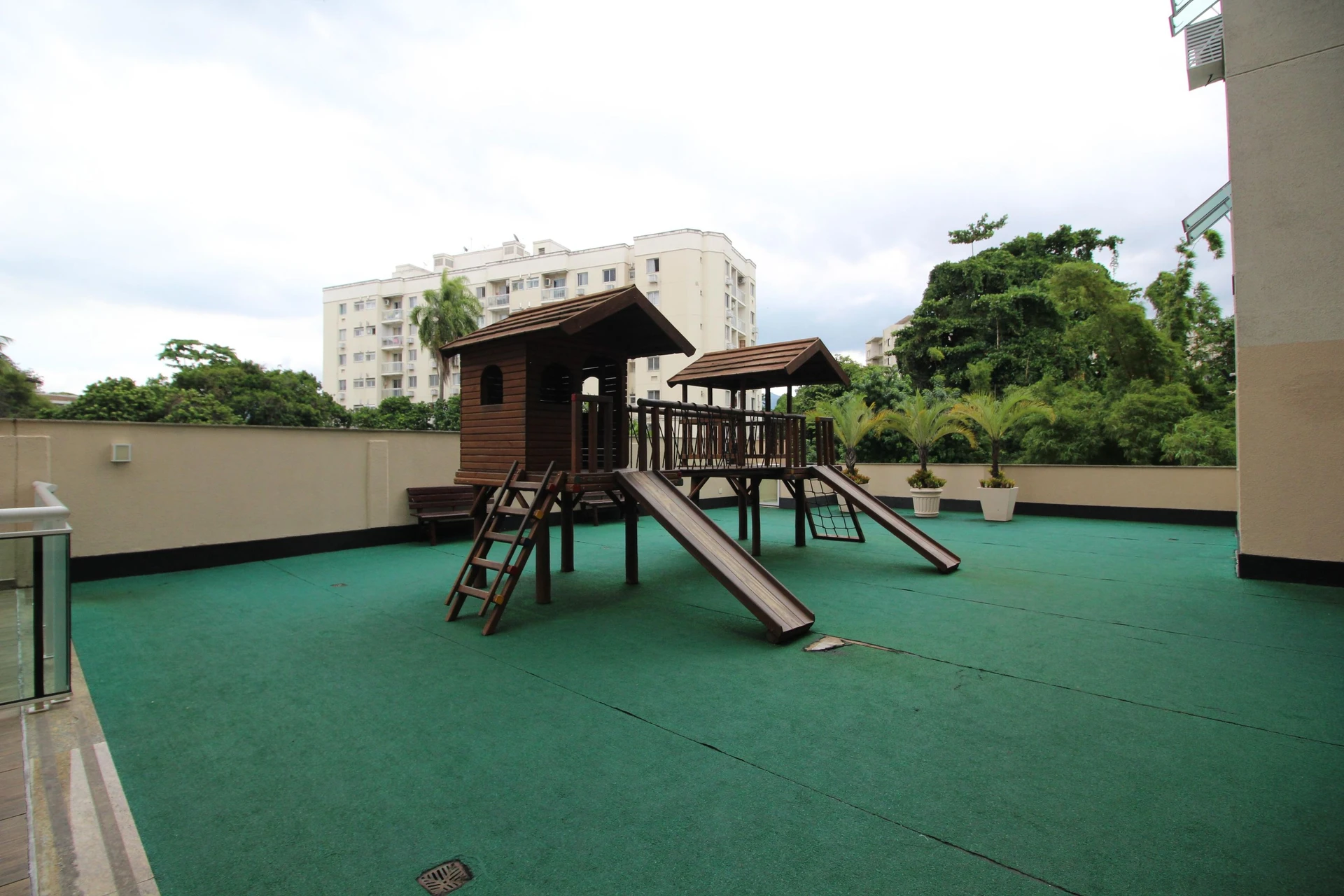 Furnished studio in a building with a sauna — photo 27