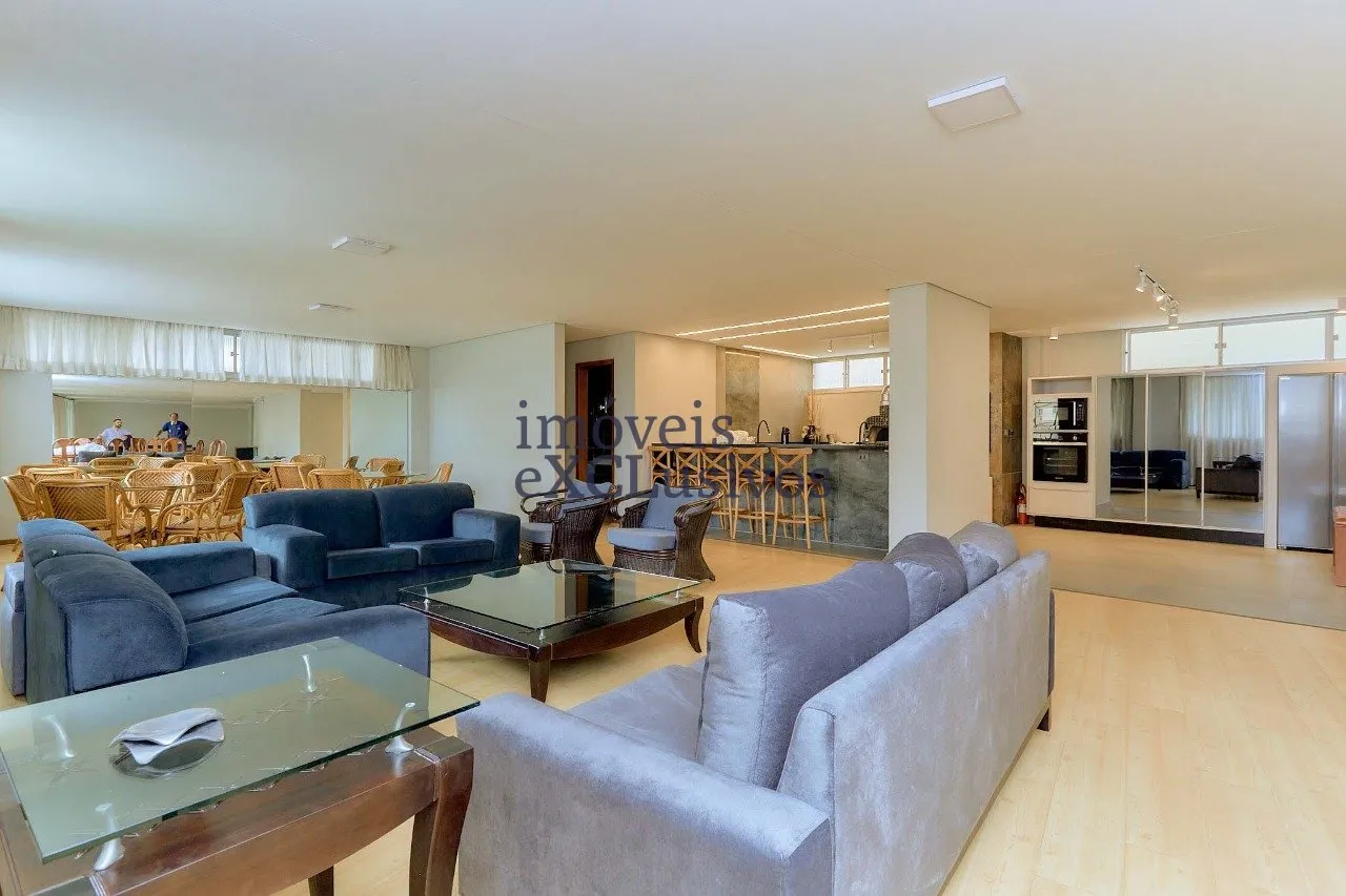 450 m² apartment with 4 bedrooms and 3 parking spaces — photo 27