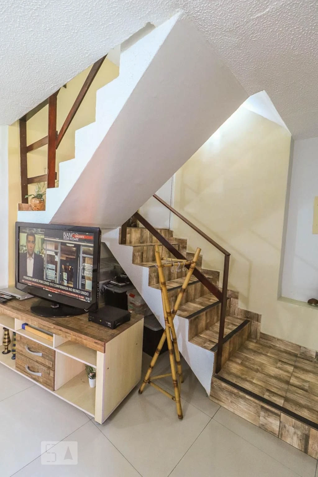 2-bedroom apartment in a building with a gym — photo 39