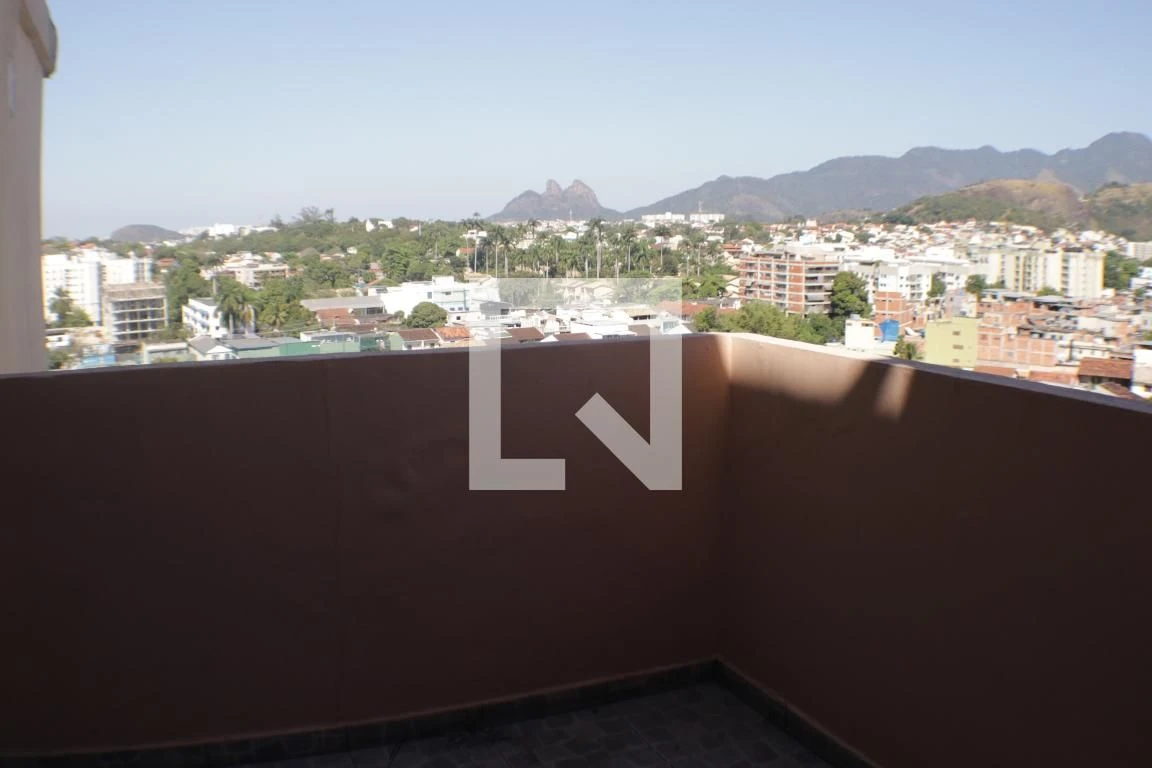 1-bedroom apartment with balcony and private BBQ