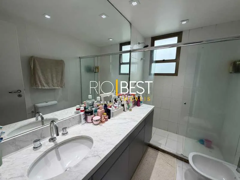 4-bedroom apartment with 5 bathrooms and 3 parking spots — photo 16
