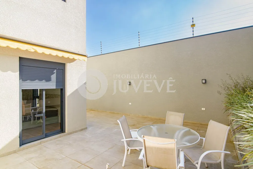 Furnished apartment, 104 m², with a glass-enclosed balcony — photo 45