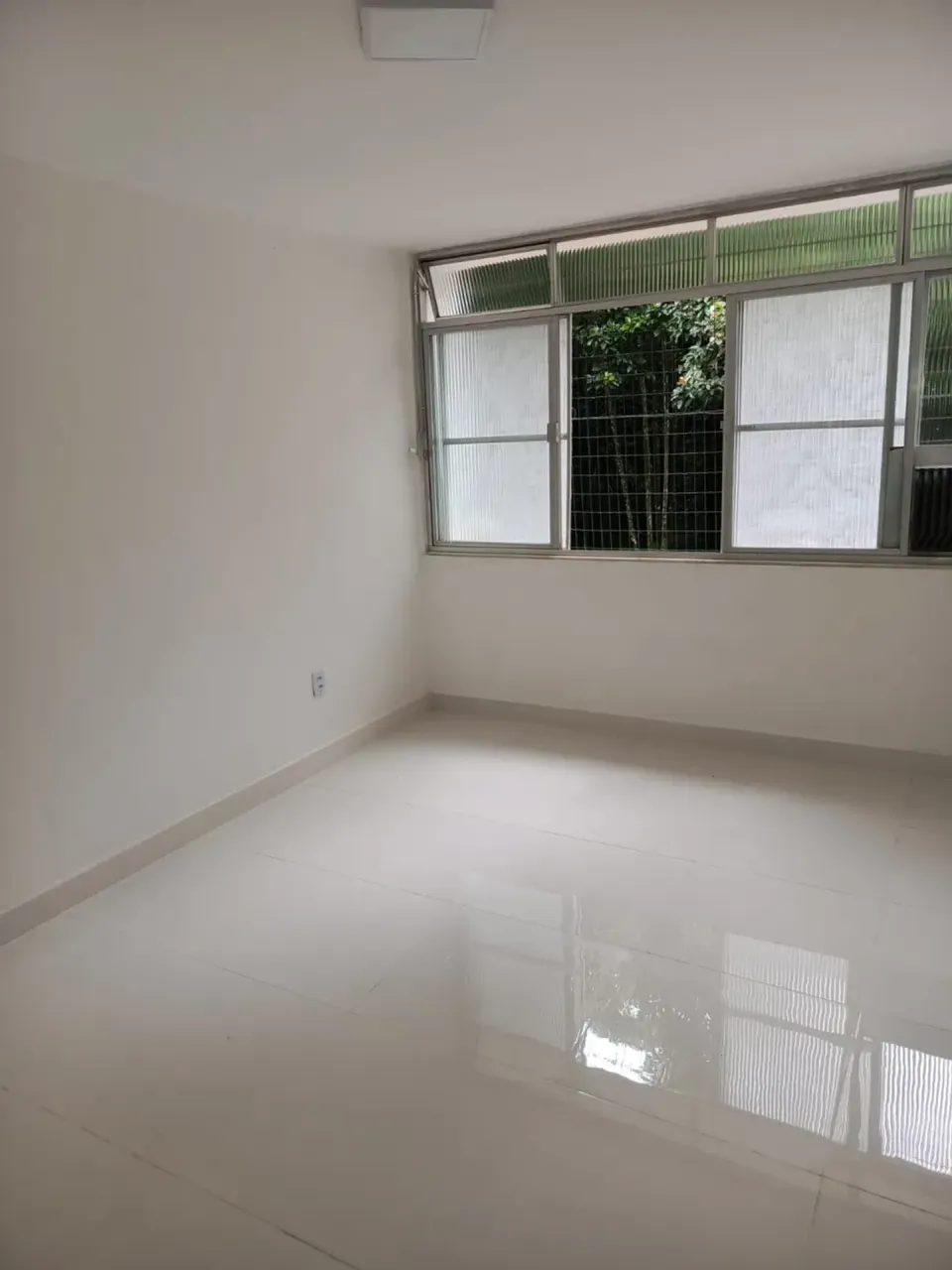 Apartamento com 1 quarto e 30 m², com 2 vagas — photo 2