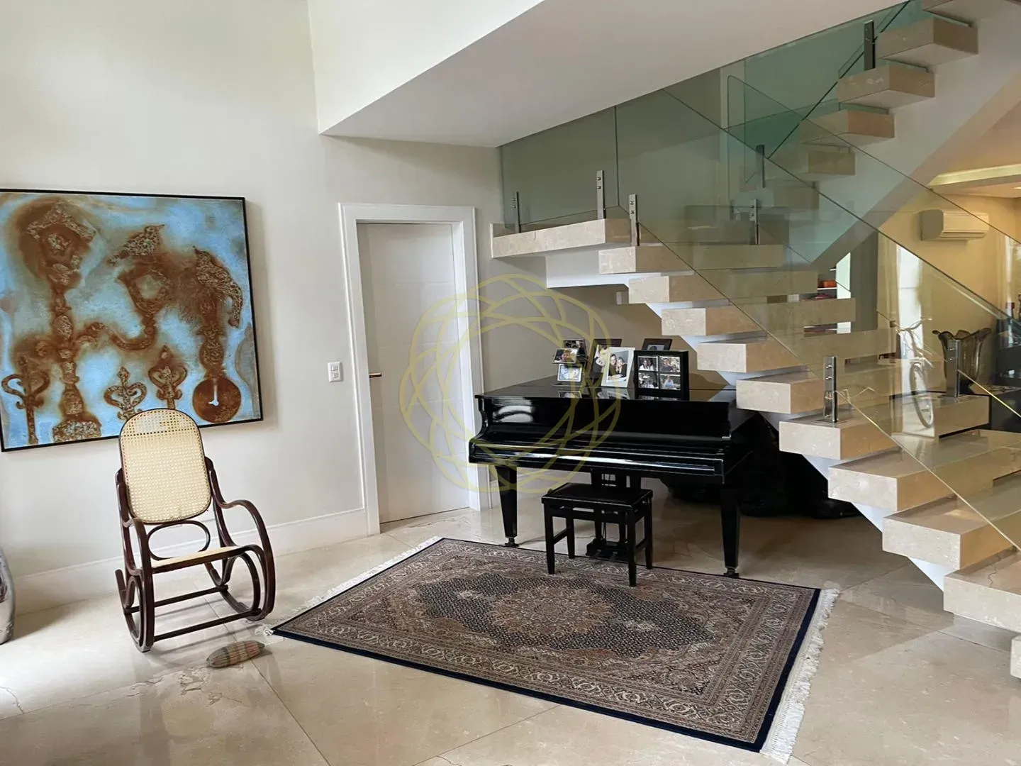 Triplex house with 5 bedrooms and 900 m² — photo 3
