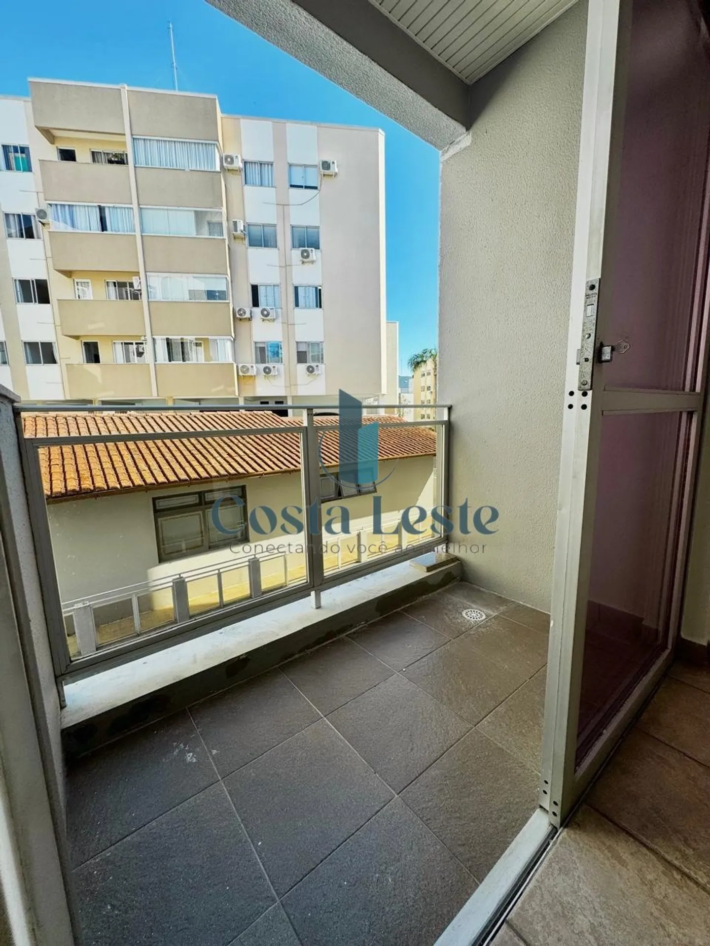Apartamento de 70 m² con 2 dormitorios y ducha de vidrio — photo 12