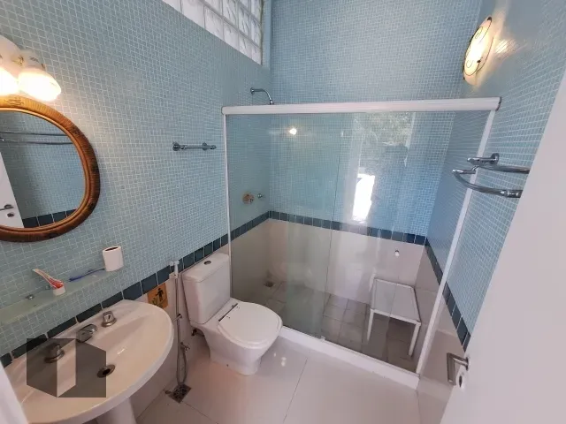 House with 4 bedrooms and 5 bathrooms, gas kitchen — photo 26