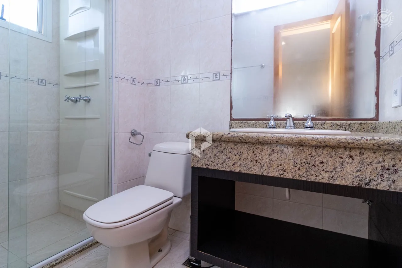 Unfurnished 414 m² apartment with 3 en-suite bedrooms — photo 13