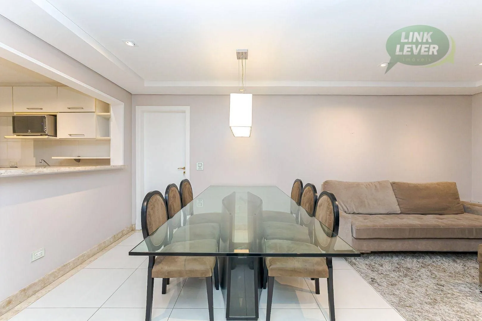 Apartment with 3 bedrooms, balcony and 135 m² — photo 35