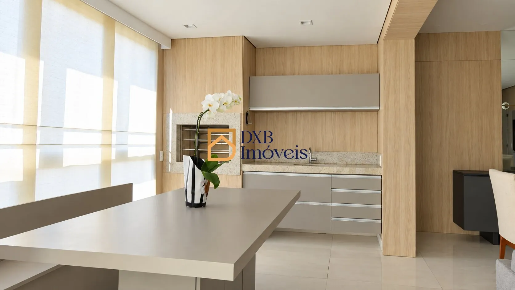 Furnished apartment, 131 m², with a home office — photo 2
