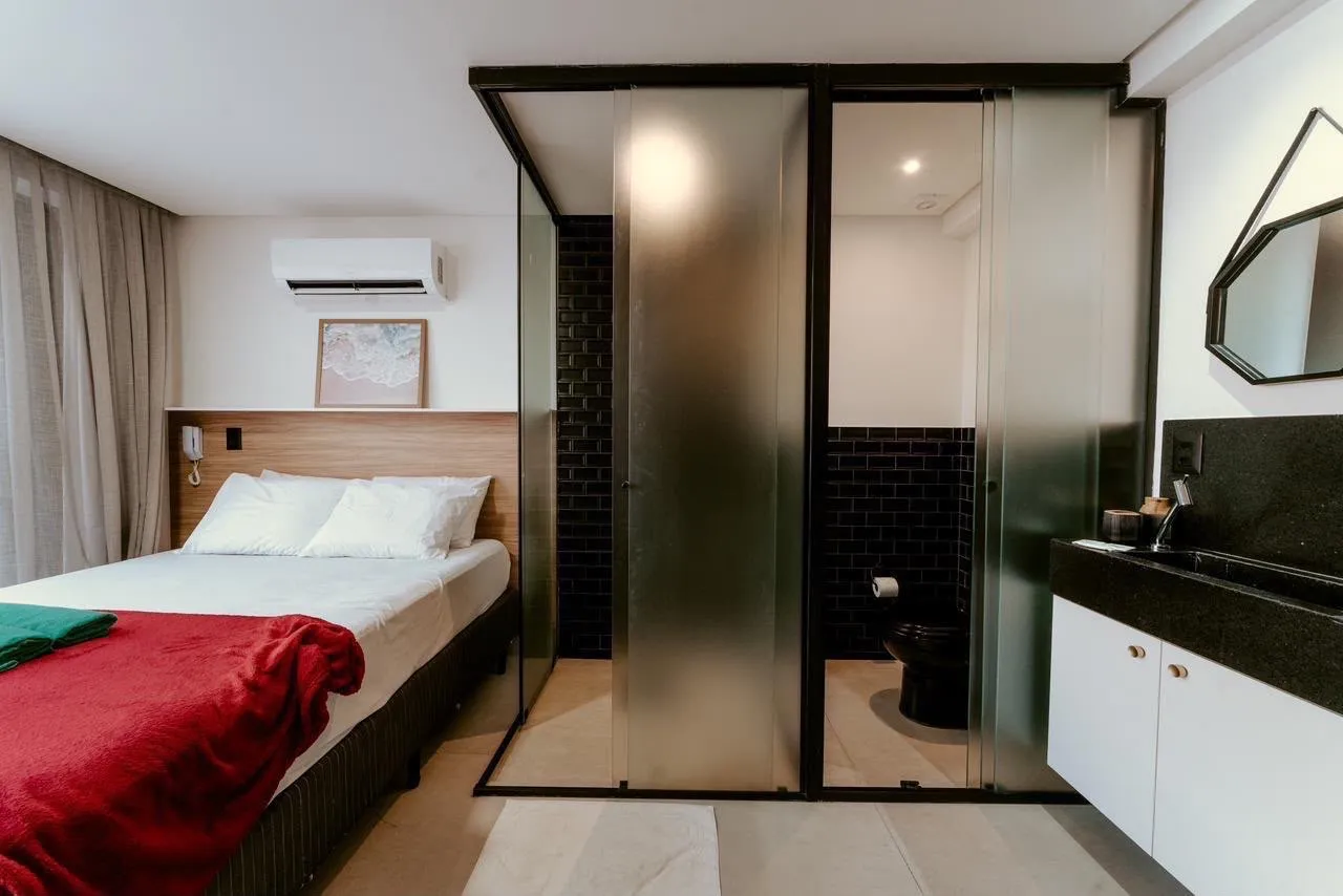 Furnished apartment, 18 m², with a washing machine — photo 10