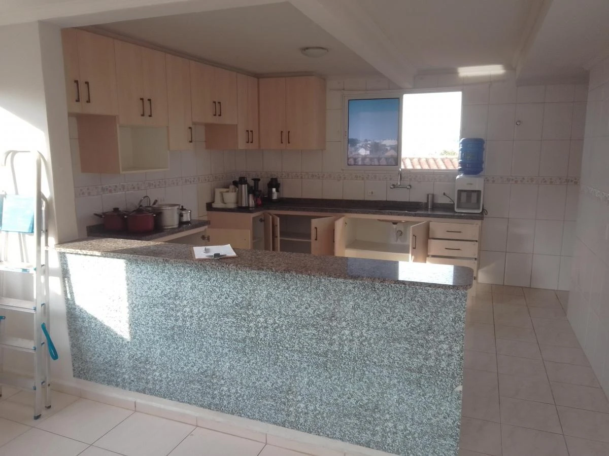 Casa con 5 dormitorios, 5 baños y cocina cerrada — photo 6
