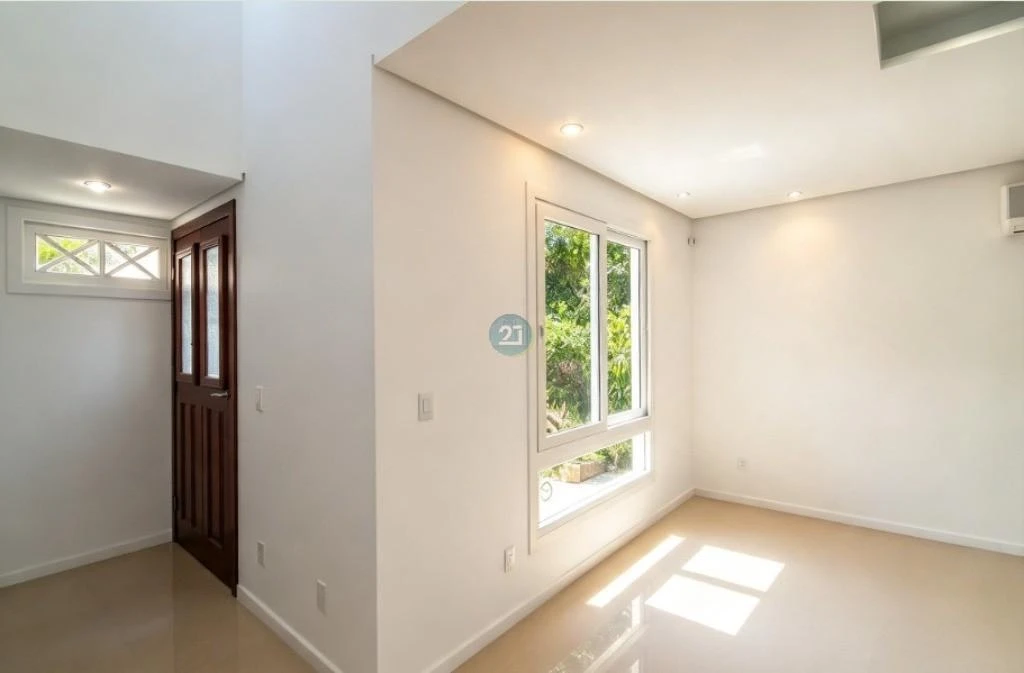 Casa de 4 dormitorios con bañera en Florianópolis