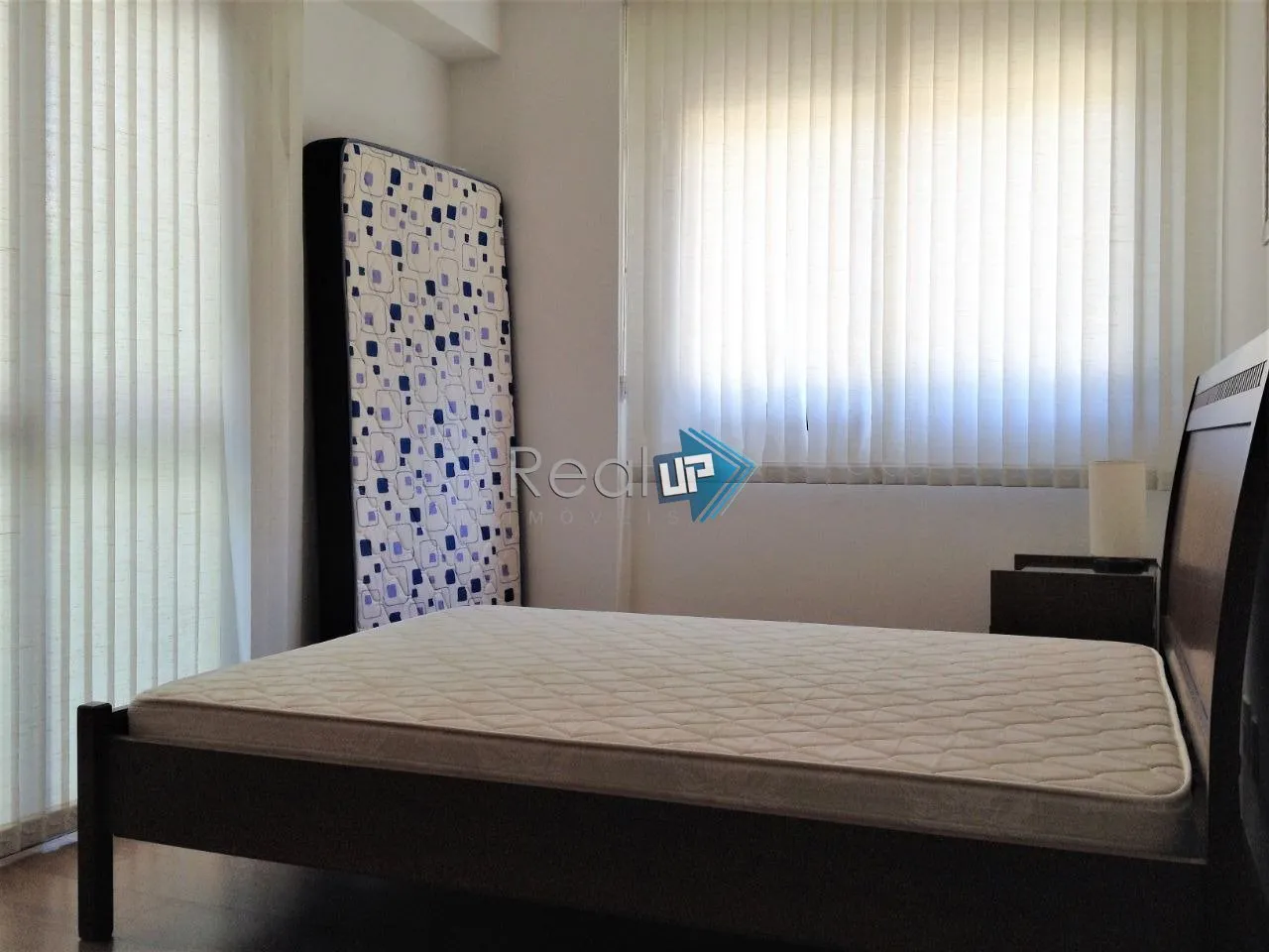 Apartamento amueblado con 2 suites y 2 plazas — photo 3