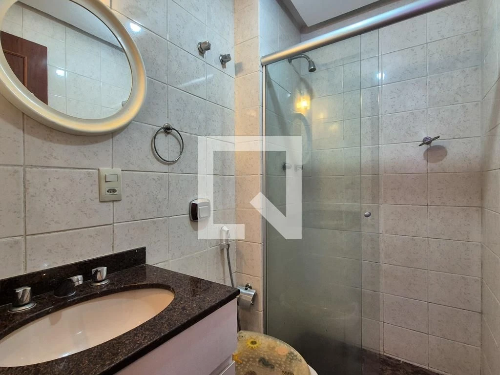 Furnished apartment with 3 en-suite bedrooms and 3 baths — photo 43