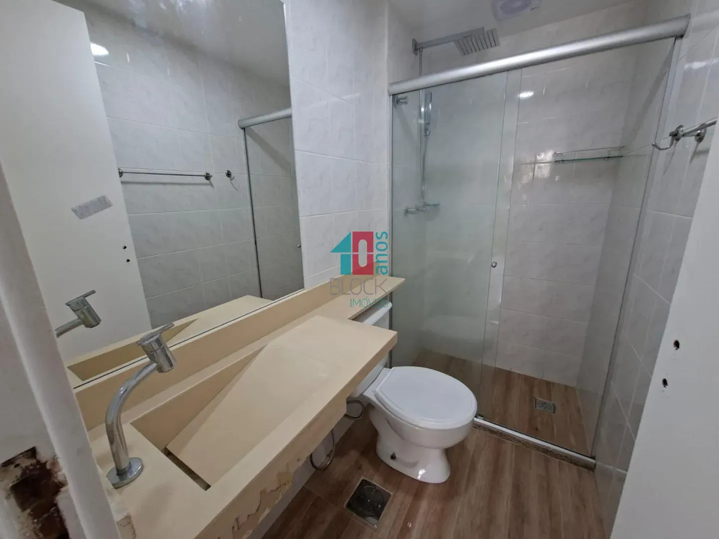 2-bedroom apartment in a building with a sauna — photo 16