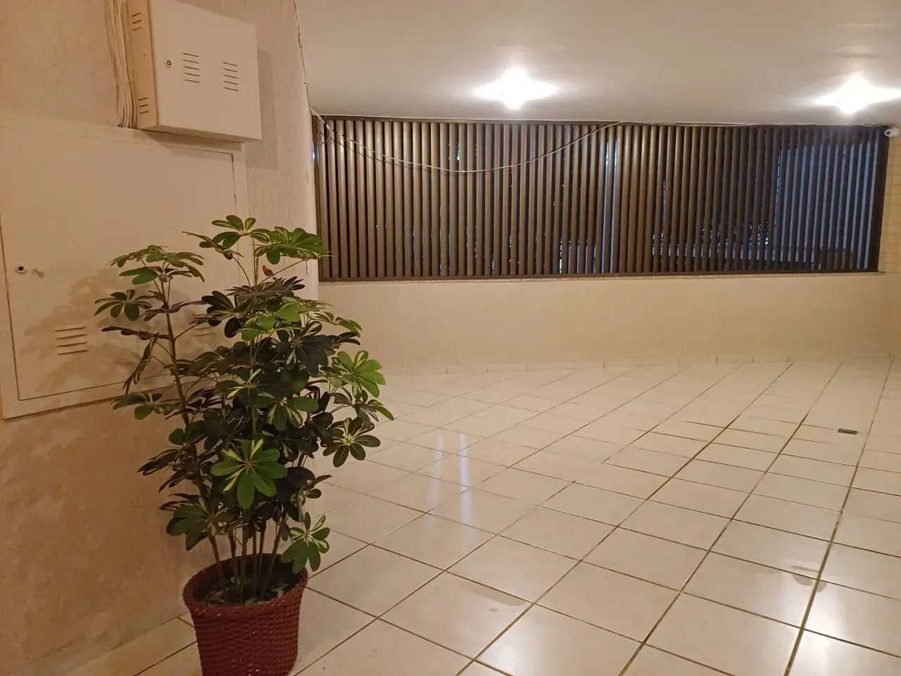 Rental apartment with 2 bedrooms and 3 bathrooms — photo 21