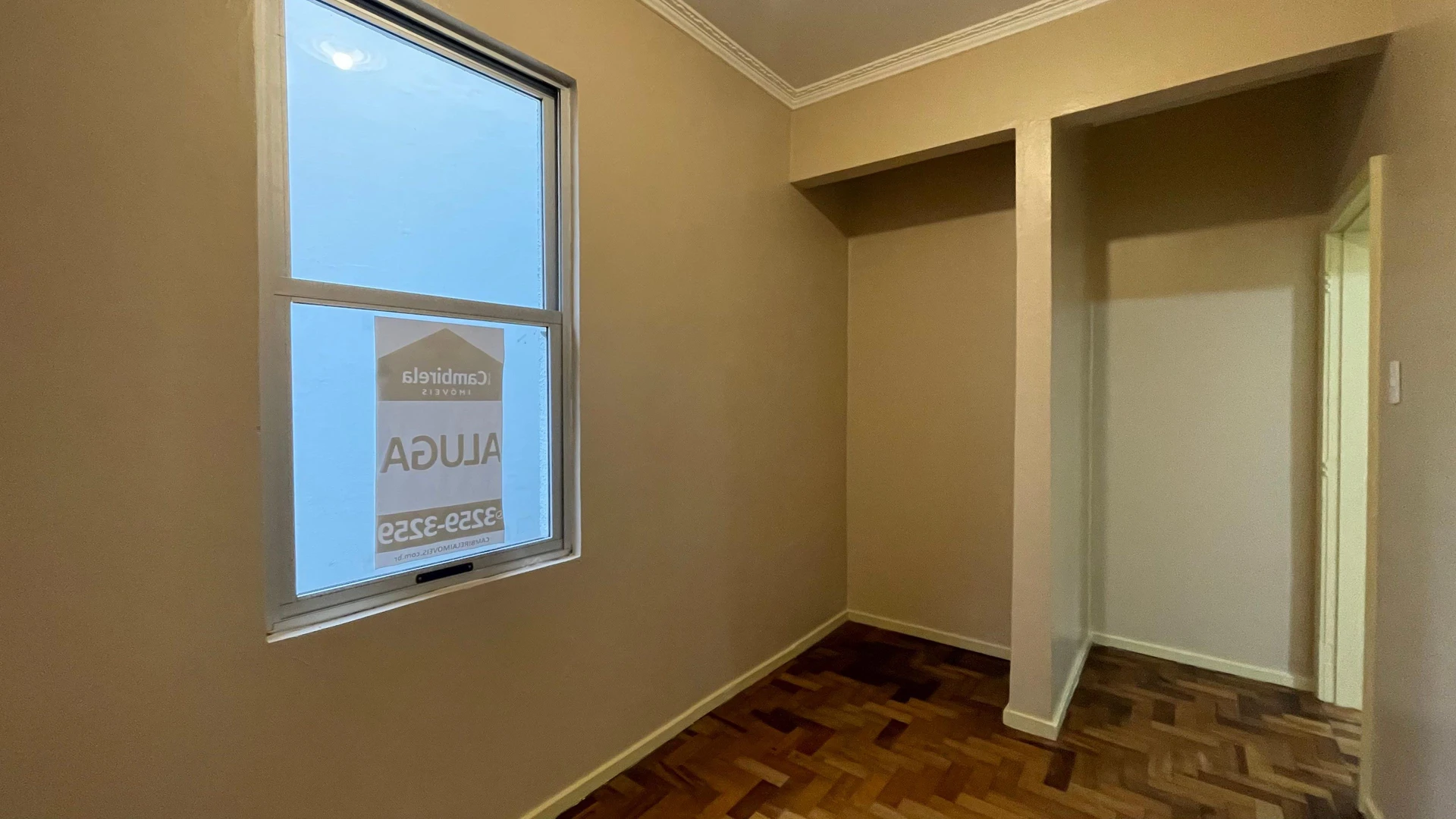 Apartment, 70 m², with wood or laminate floors — photo 25