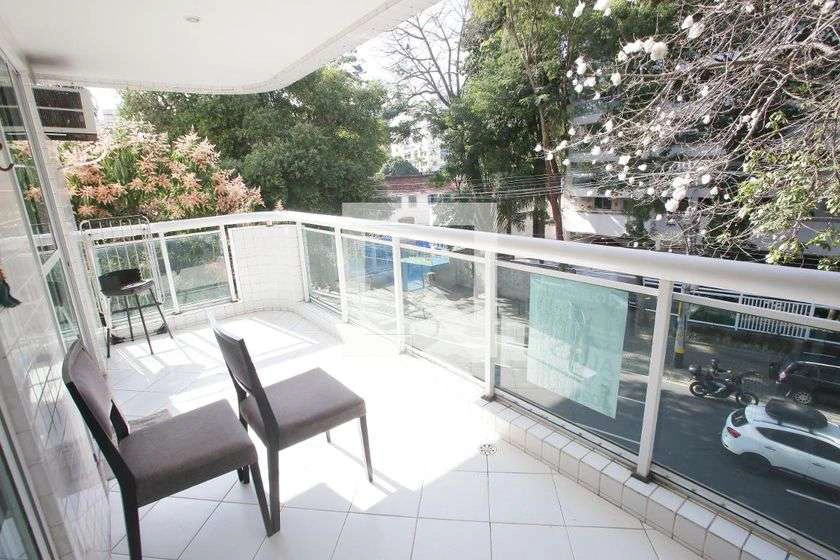 Departamento de 2 dormitorios con balcón cerrado con vidrio — photo 8
