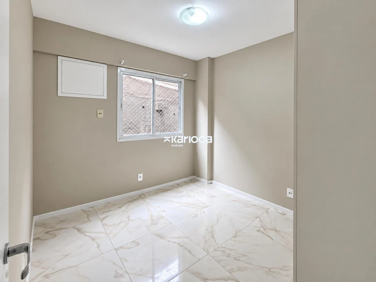 Mountain view in a 2-bedroom apartment, 64 m² — photo 30