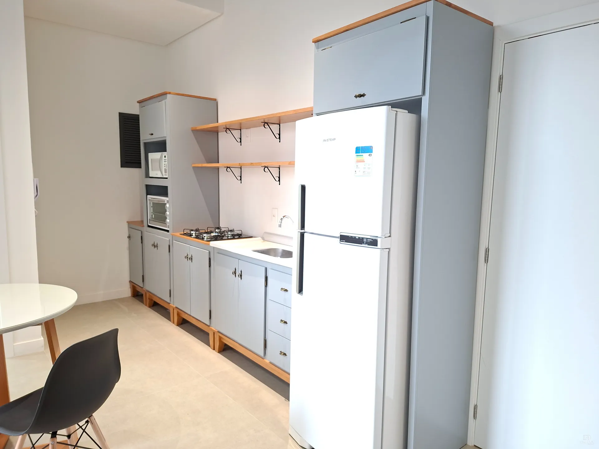 Studio mobiliado 60 m² com 1 vaga e cozinha integrada — photo 14