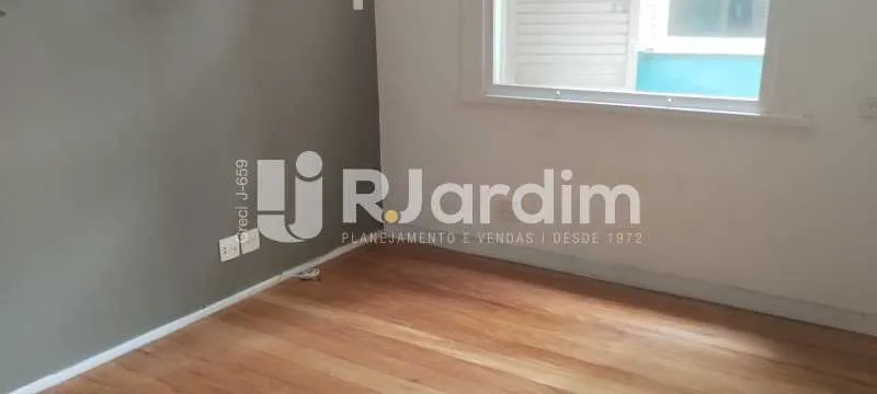 4-bedroom apartment with 200 m² on the 2nd floor — photo 13