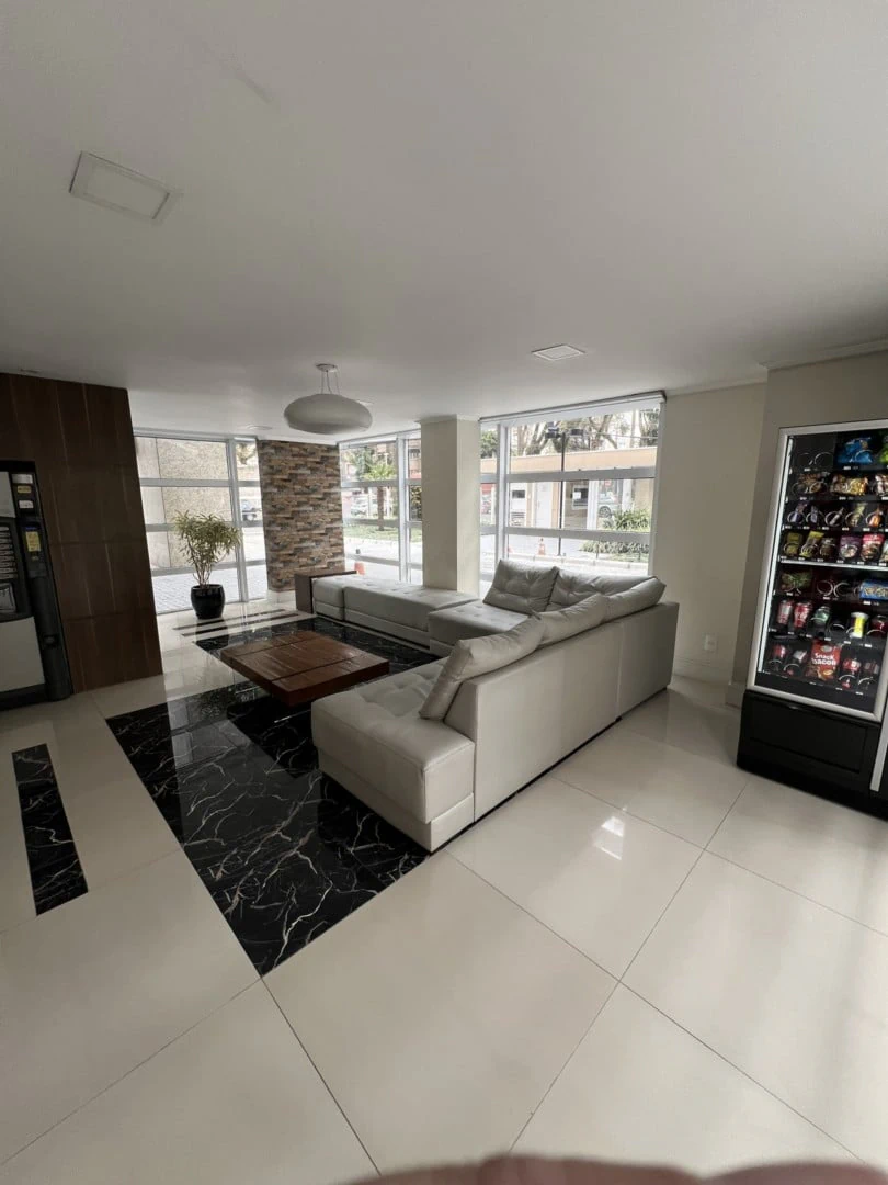 2-bedroom apartment with a home office — photo 25