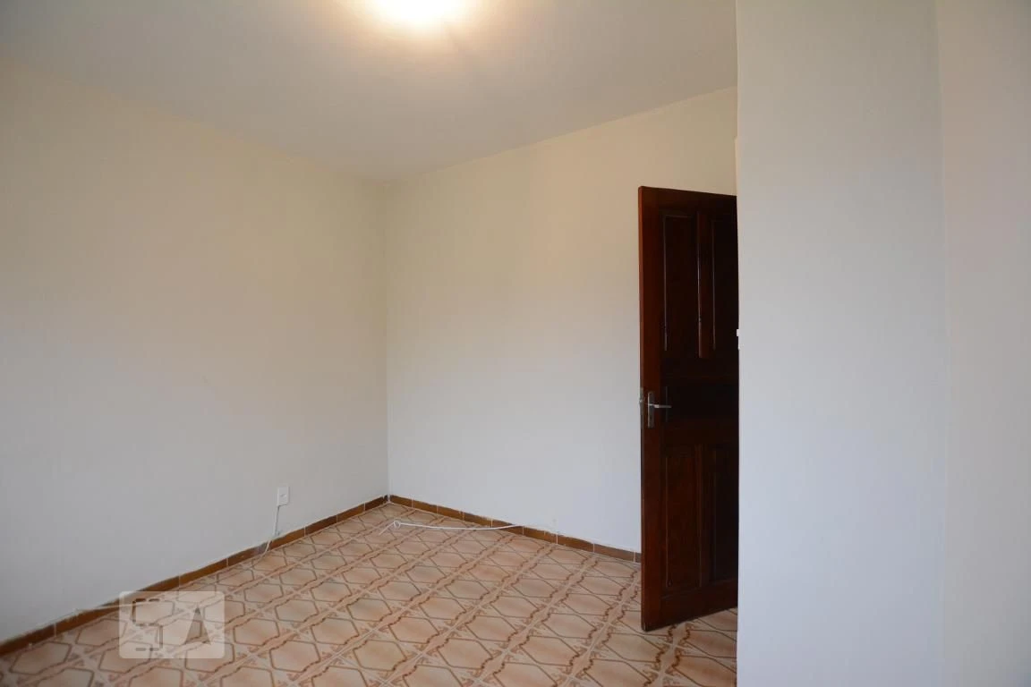 3-bedroom apartment with a glass-enclosed balcony — photo 63