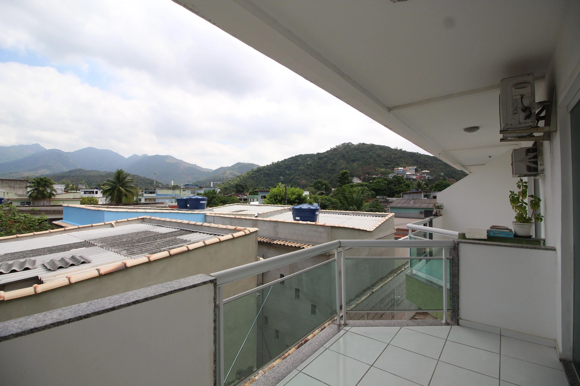Unfurnished house with 2 bedrooms and 2 bathrooms — photo 16