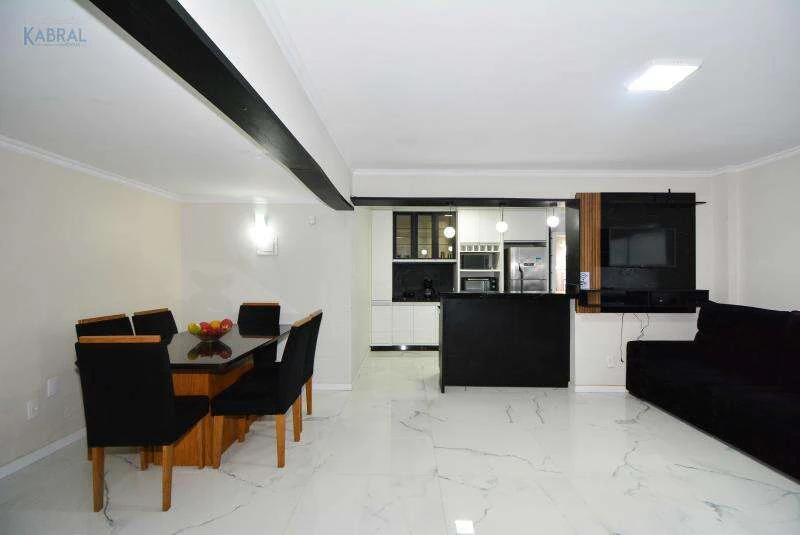 Apartamento amueblado con 2 dormitorios y 2 baños — photo 3