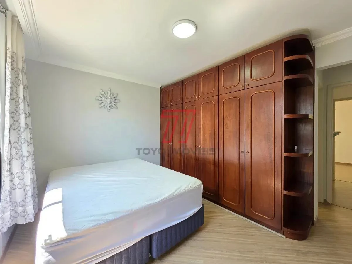 3-bedroom apartment with a bathtub in Curitiba — photo 8