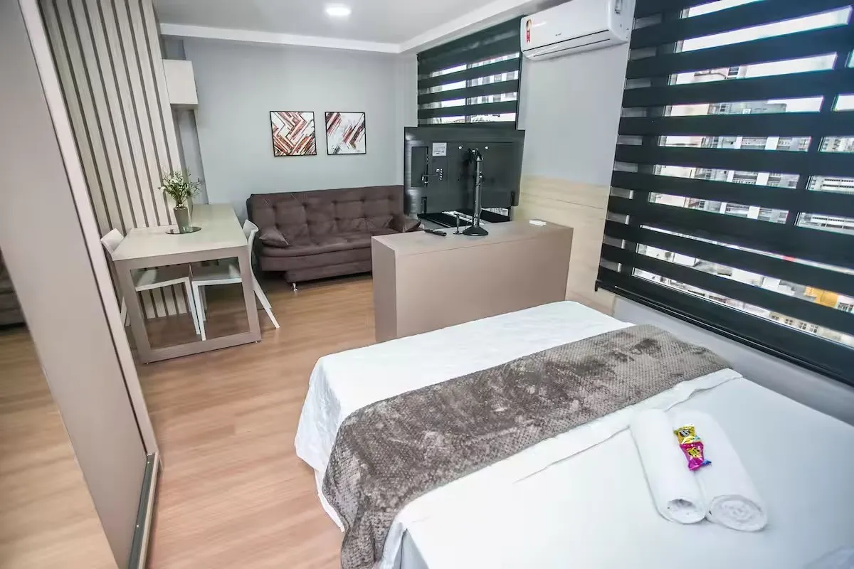 Studio de 28 m² com cozinha americana e sacada de vidro — photo 41