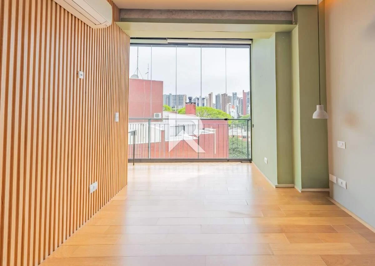 3-bedroom apartment with a walk-in closet in Curitiba — photo 33