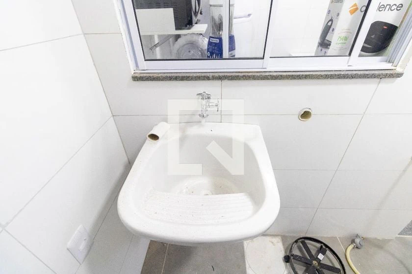 Casa de 33 m² con 1 dormitorio y ducha con vidrio — photo 17