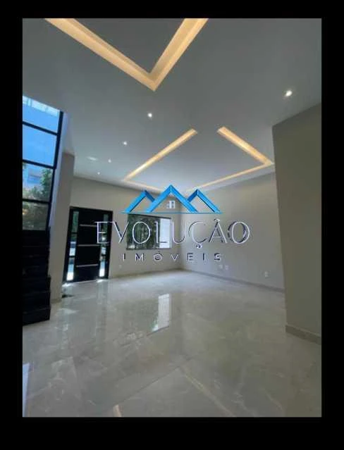 Casa de 450 m² com 6 quartos e 3 suítes