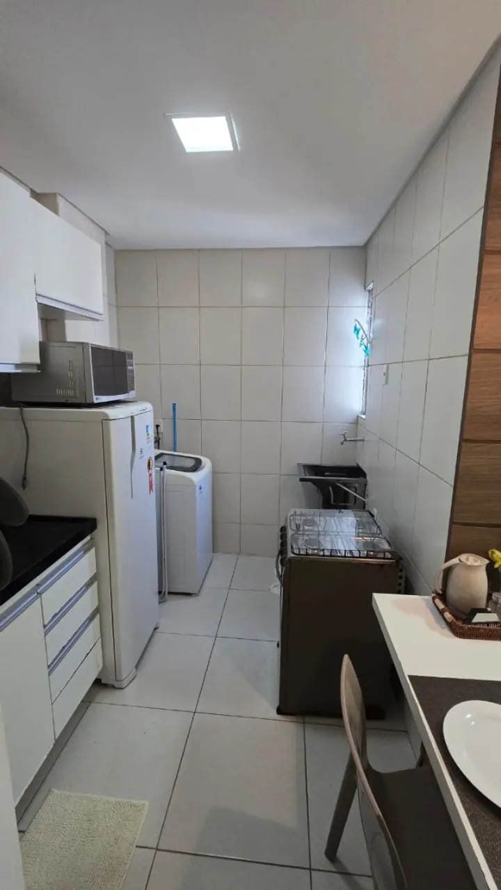 Furnished 1-bedroom apartment with gas stove kitchen — photo 8