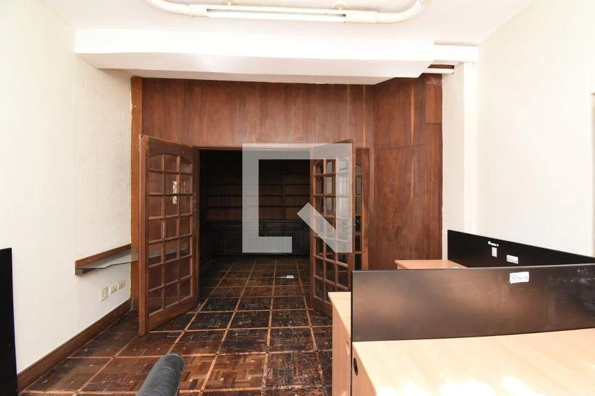 Casa com 5 quartos, 3 banheiros e cozinha separada — photo 8