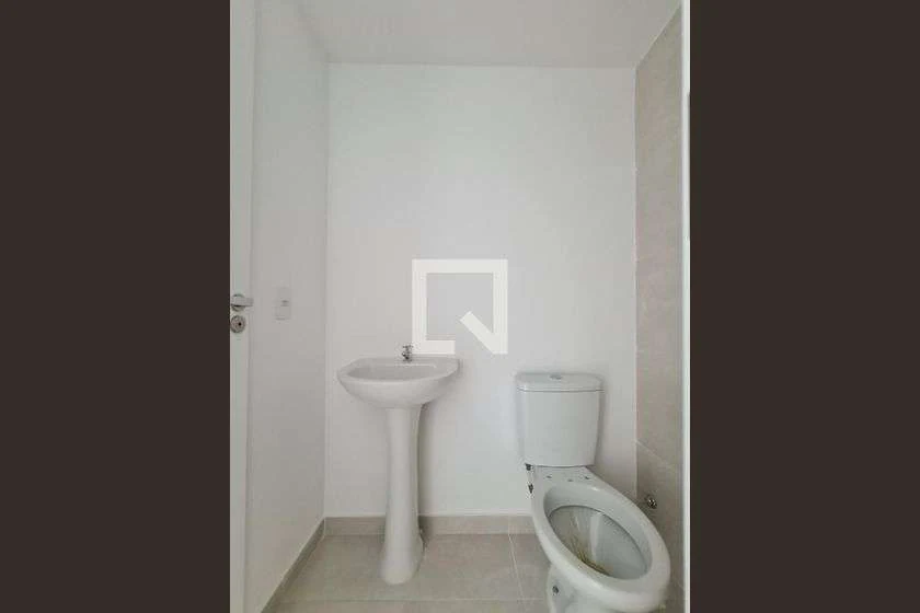 2-bedroom apartment with balcony and separate kitchen — photo 16
