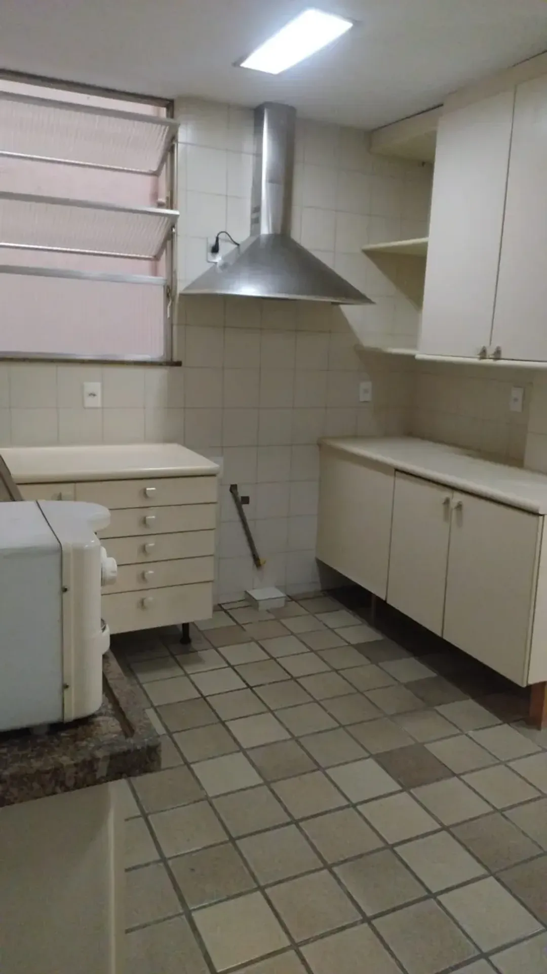 Apartamento de 189 m² com 3 quartos e ar-condicionado — photo 32