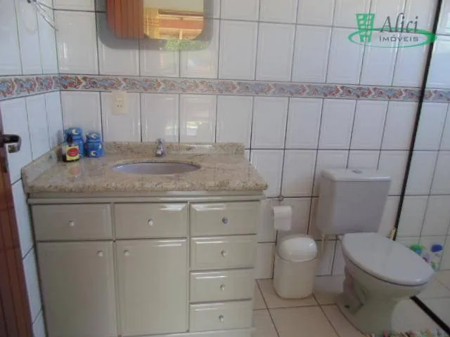 Будинок із 4 спальнями та пральною машиною — photo 25