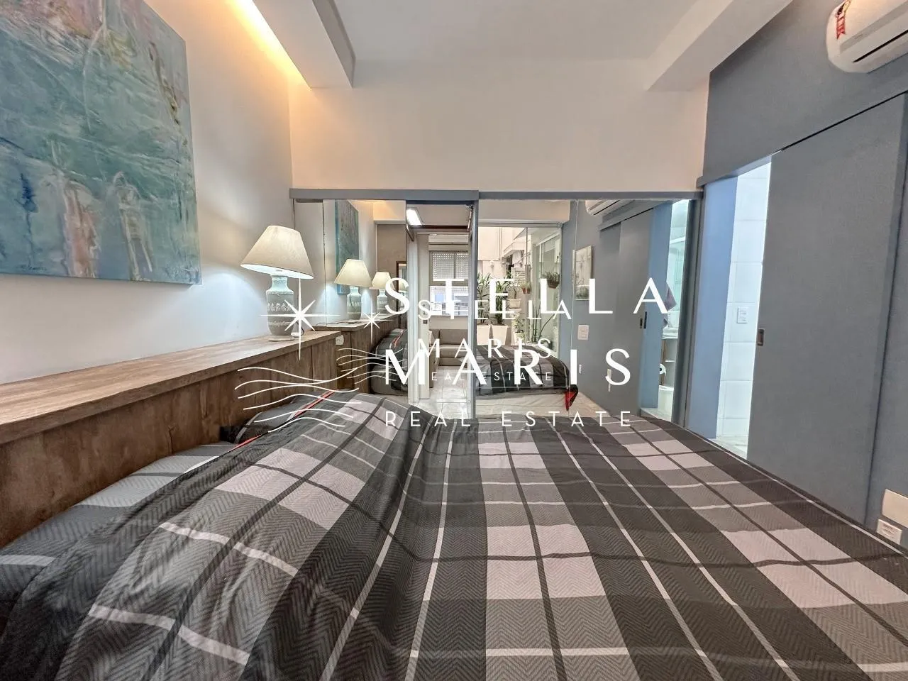 Furnished 2-bedroom apartment with 3 bathrooms — photo 17