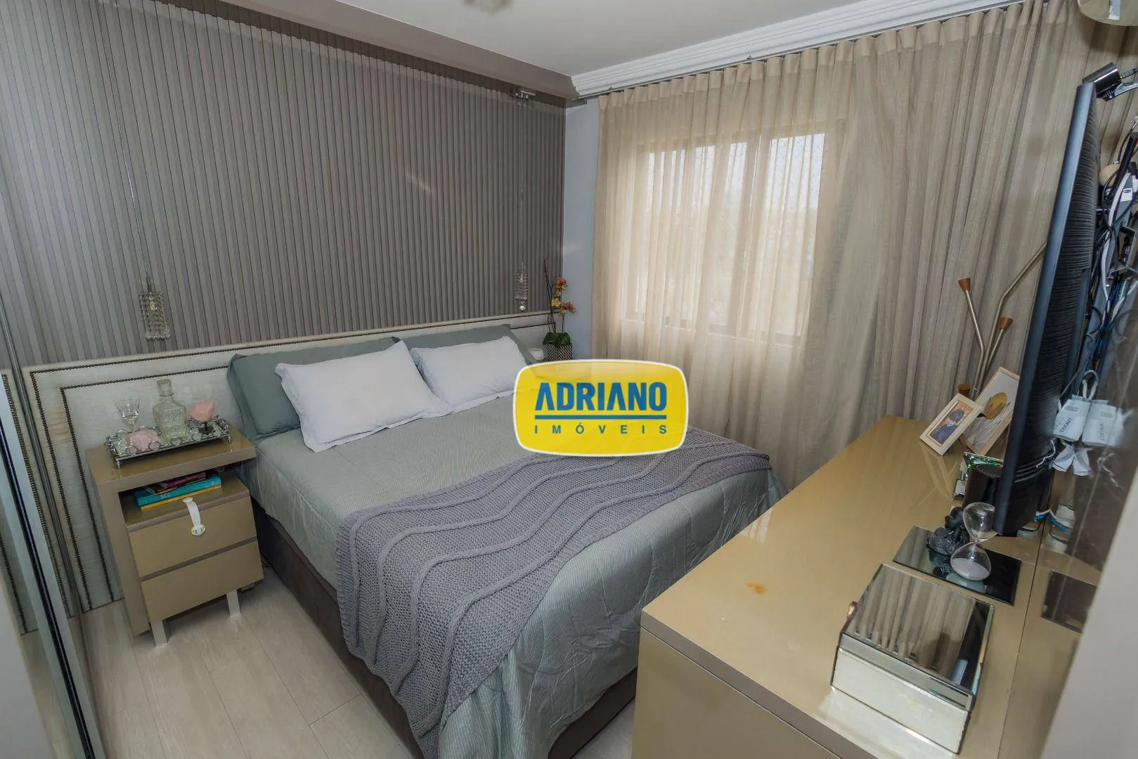 Furnished 4-bedroom apartment with open-plan kitchen — photo 5