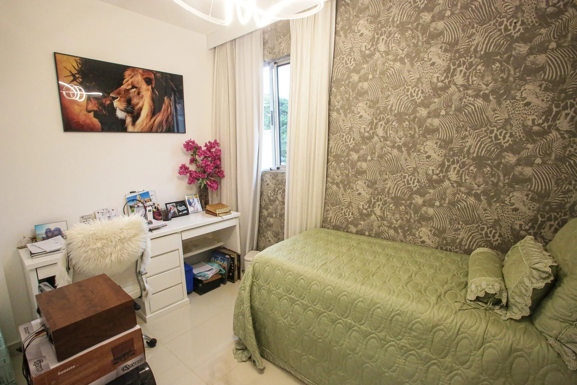 Casa mobiliada com 4 quartos e 4 banheiros no condomínio — photo 28